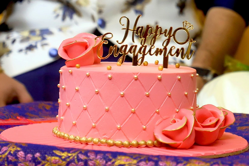 Captivating Engagement Cakes for Every Celebration